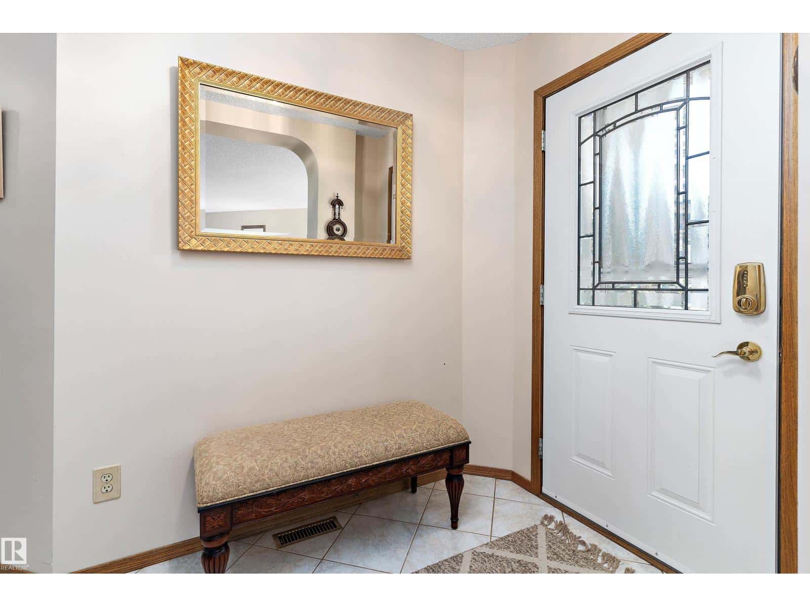 108 Ironwood PL NW — Edmonton, Alberta - Photo 3 of 46