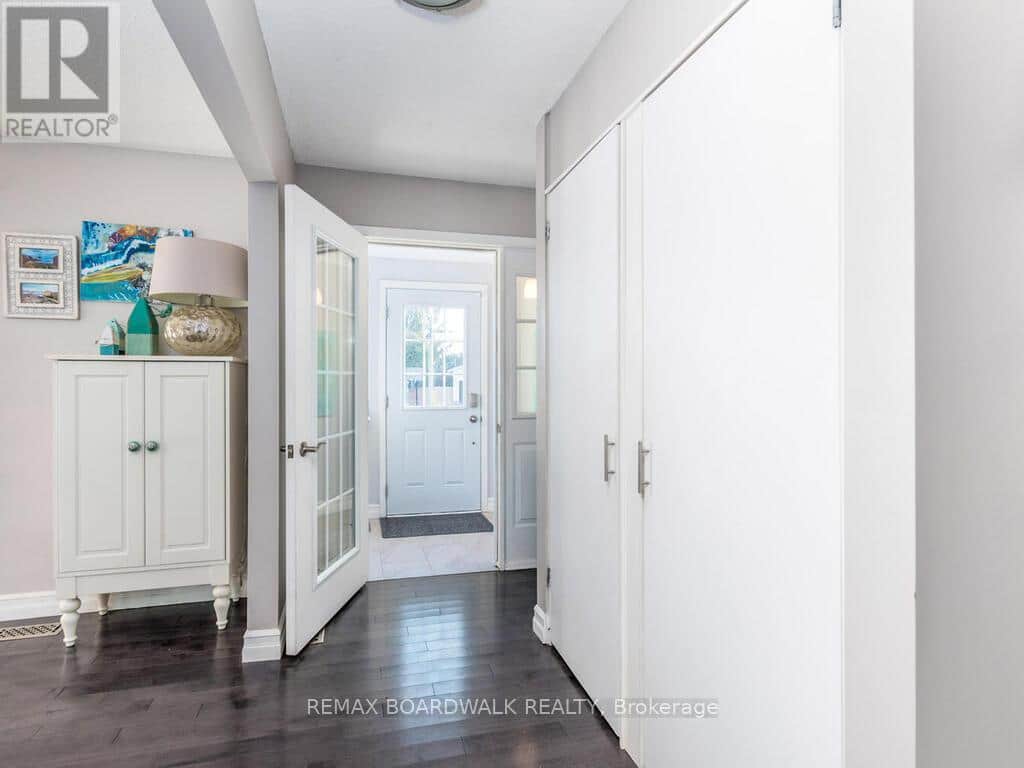 15 TERRY FOX AVENUE - Photo 4 of 35, Carleton Place, Ontario