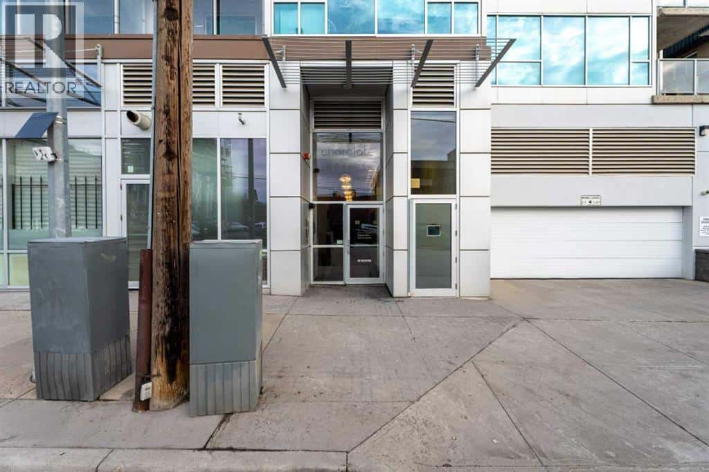 404, 188 15 Avenue SW — Calgary, Alberta - Photo 2 of 26