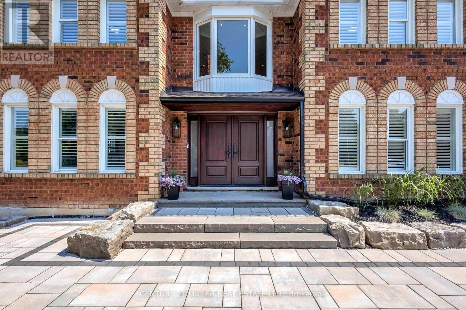 1399 WINTERBERRY DRIVE — Burlington (Tyandaga), Ontario - Photo 3 of 43