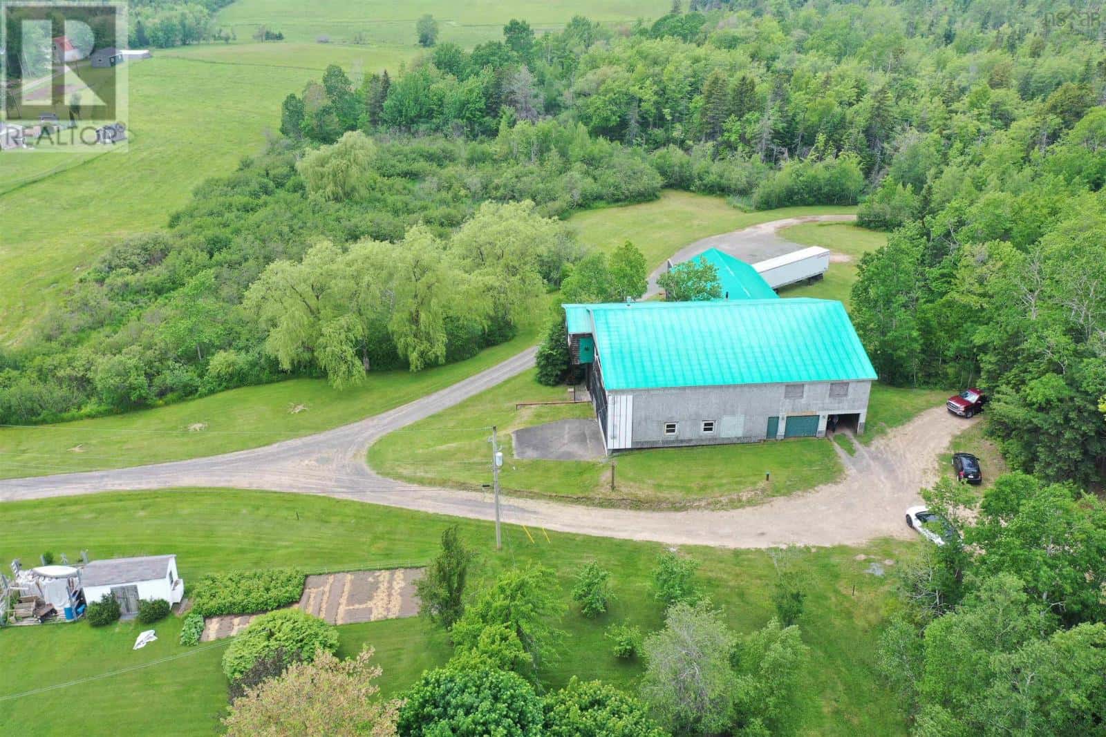 6185 Highway 4 — Linacy, Nova Scotia - Photo 3 of 50