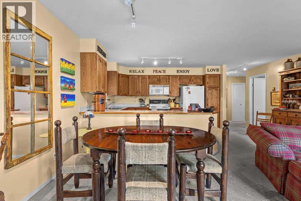 Unit 4, 717 7th Street — Canmore, Alberta - Photo 5 of 17