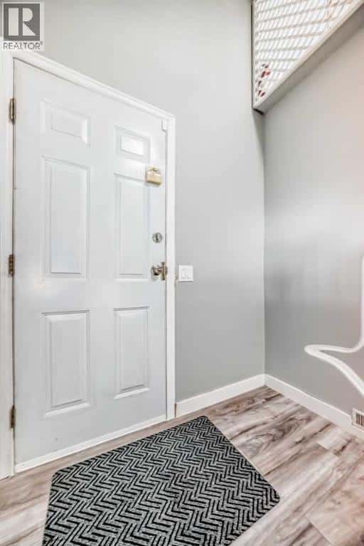 1201 53B Street SE — Calgary, Alberta - Photo 5 of 40