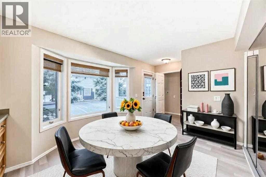 677 Regal Park NE — Calgary, Alberta - Photo 4 of 49