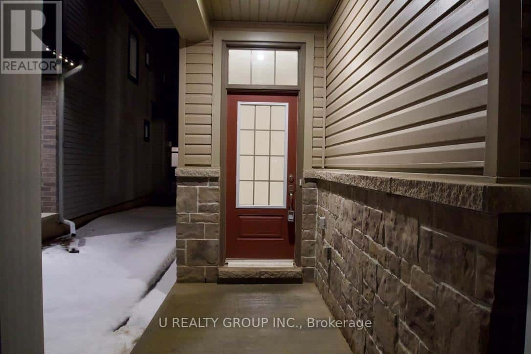 217 MASSALIA CRESCENT — Ottawa, Ontario - Photo 2 of 31