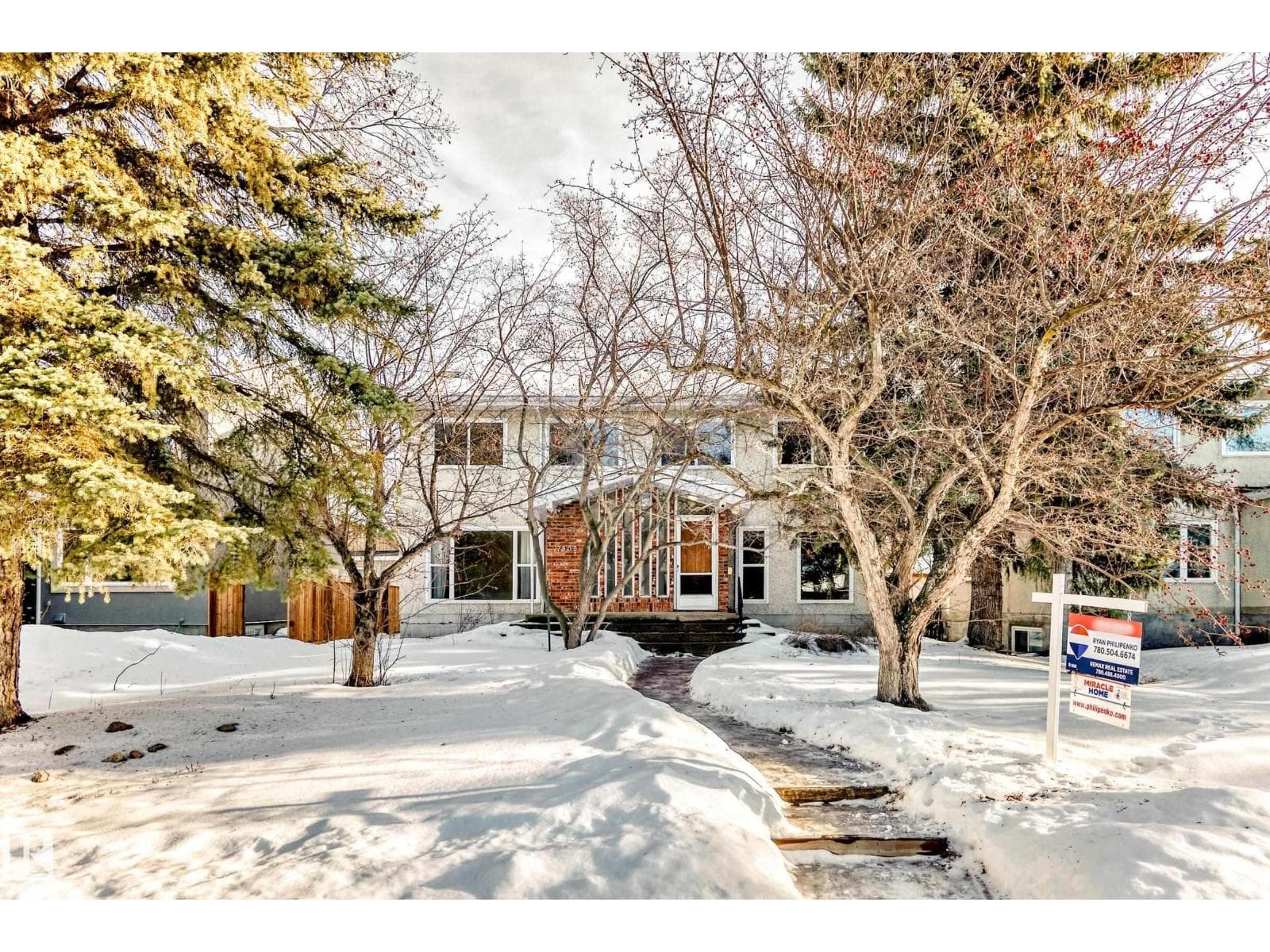 7809 116 ST NW — Edmonton, Alberta - Main photo