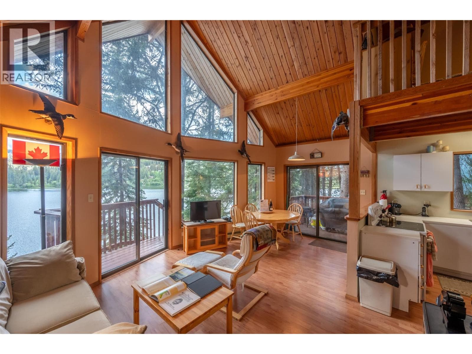 272 Link Lake Road — Princeton, British Columbia - Main photo