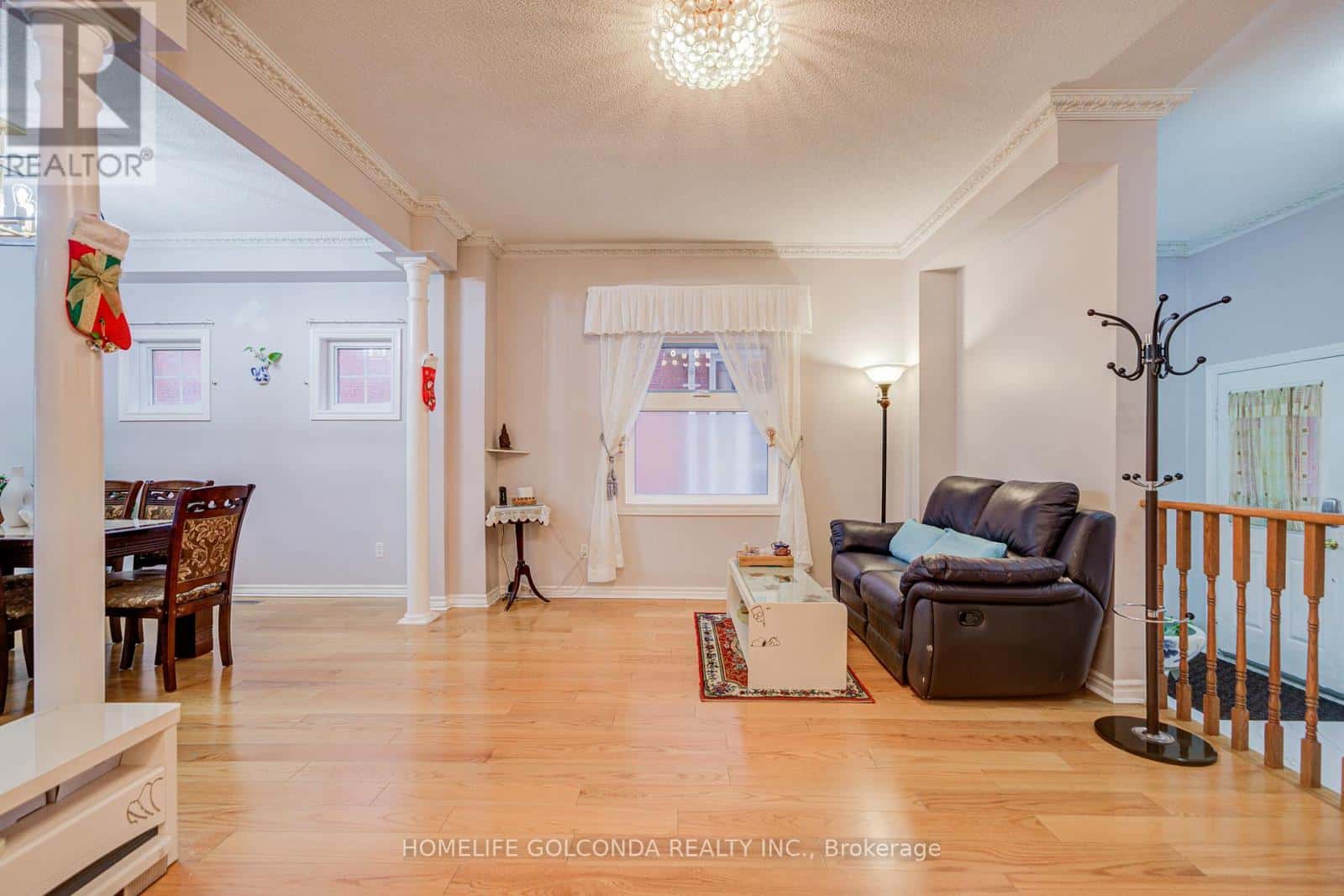 25 EASTPINE DRIVE — Markham (Milliken Mills West), Ontario - Photo 5 of 40