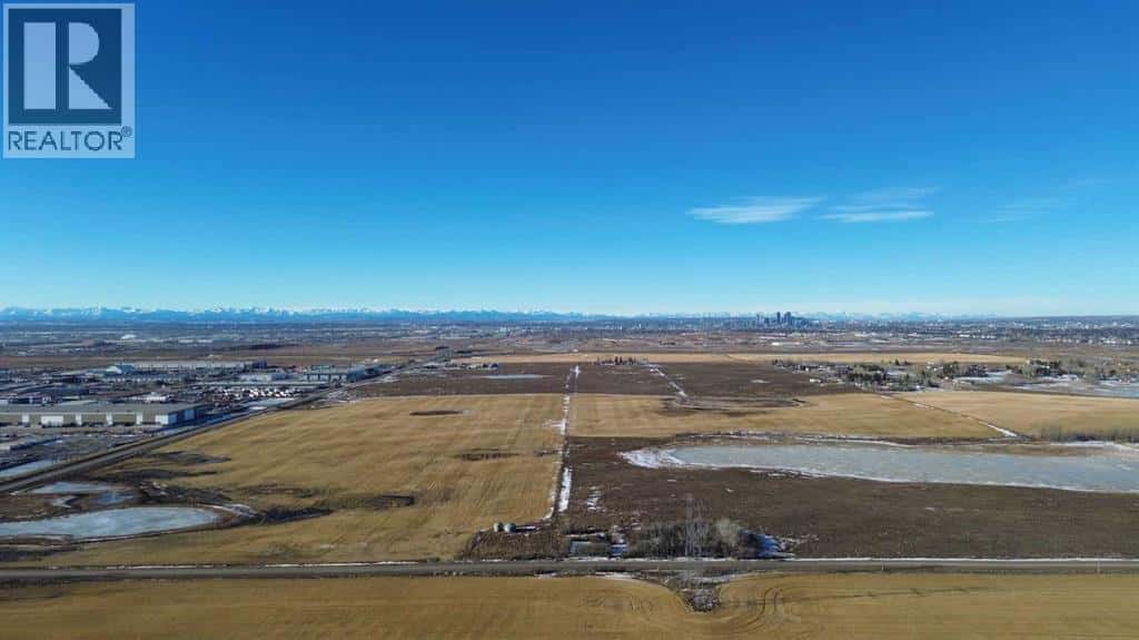 3775 100 Street SE — Calgary, Alberta - Photo 5 of 24