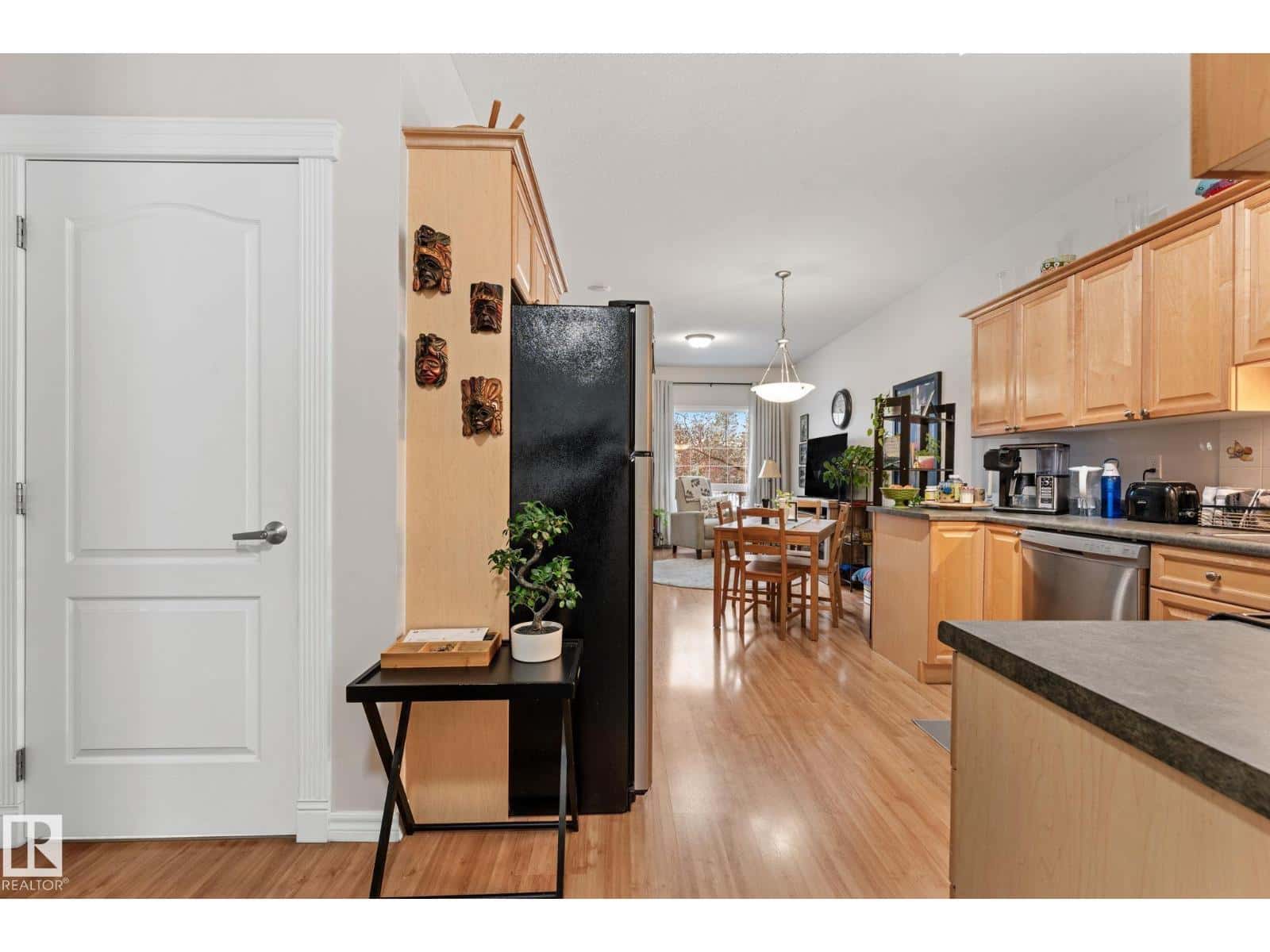 #163 2750 66 ST NW — Edmonton, Alberta - Photo 5 of 34