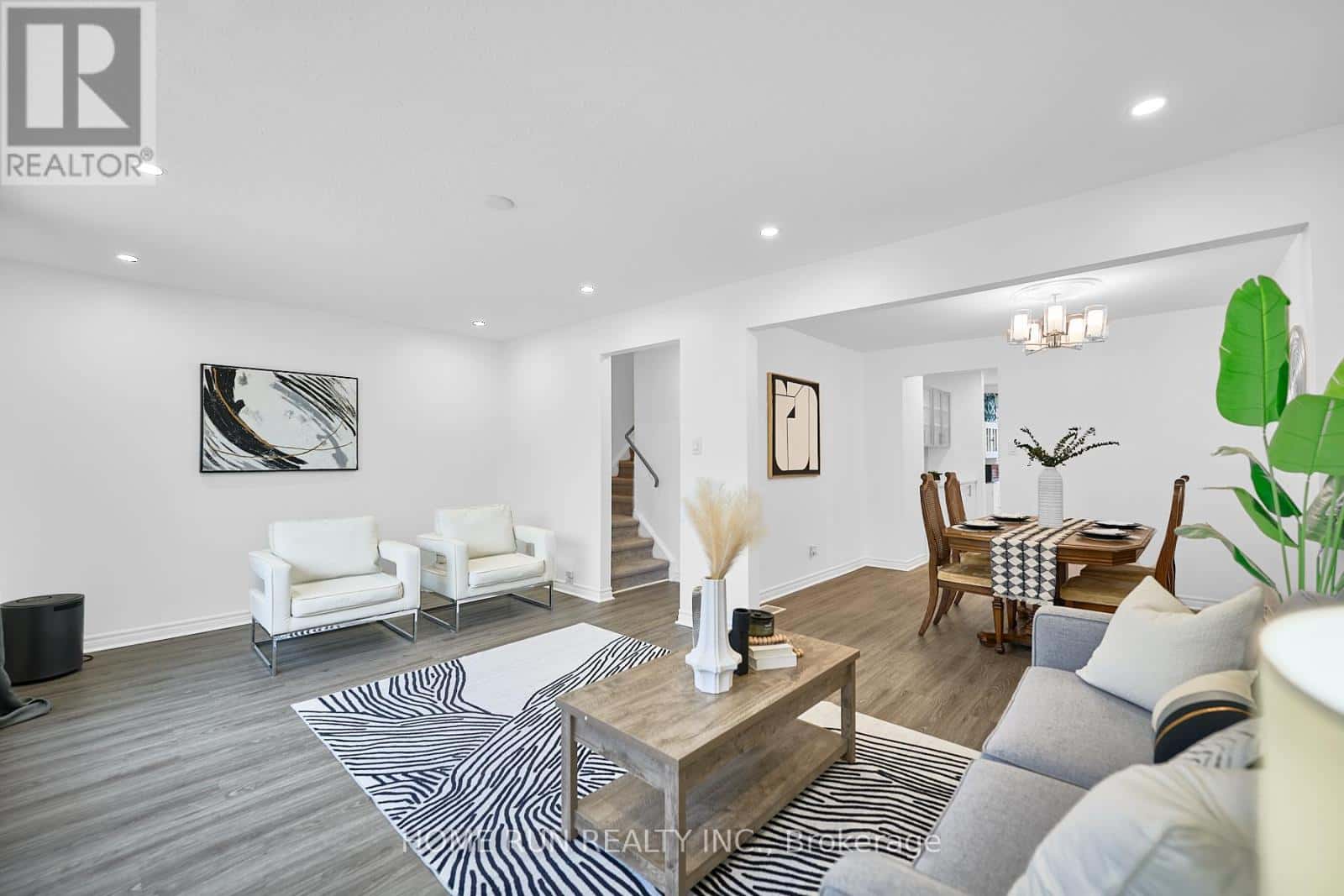 63 - 3520 DOWNPATRICK ROAD — Ottawa, Ontario - Photo 5 of 39