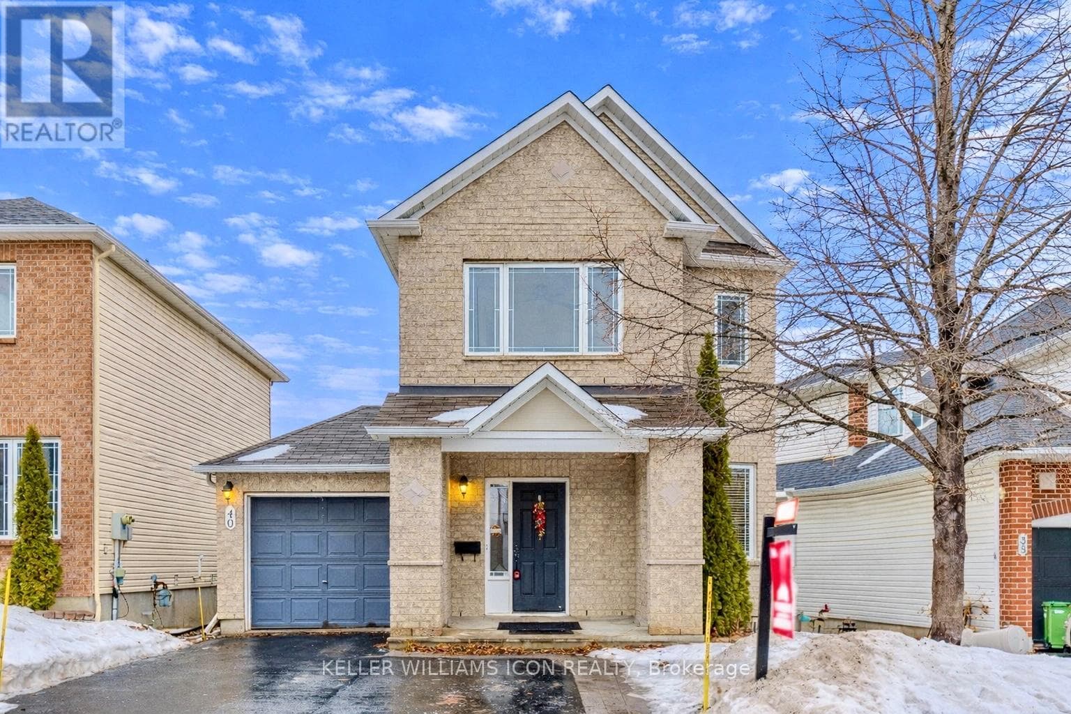 40 HUNTCLIFF PLACE — Ottawa, Ontario - Main photo