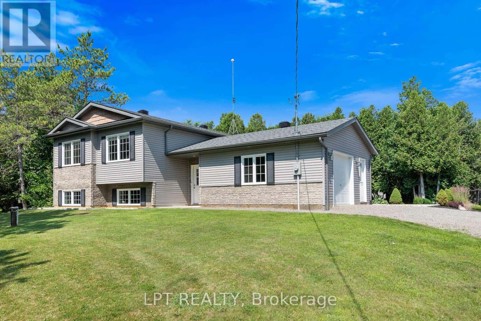 474 WILLIAM CAMPBELL ROAD — Montague, Ontario - Photo 2 of 50