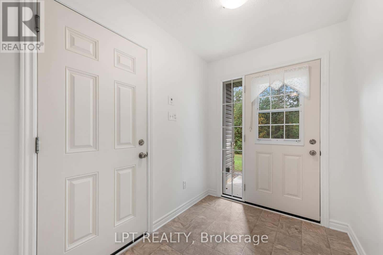 474 WILLIAM CAMPBELL ROAD — Montague, Ontario - Photo 4 of 50