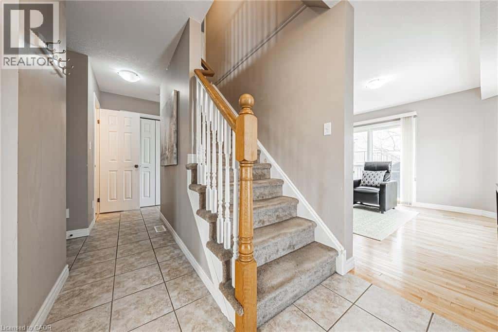 361 ARKELL Road Unit# 1 — Guelph, Ontario - Photo 5 of 29