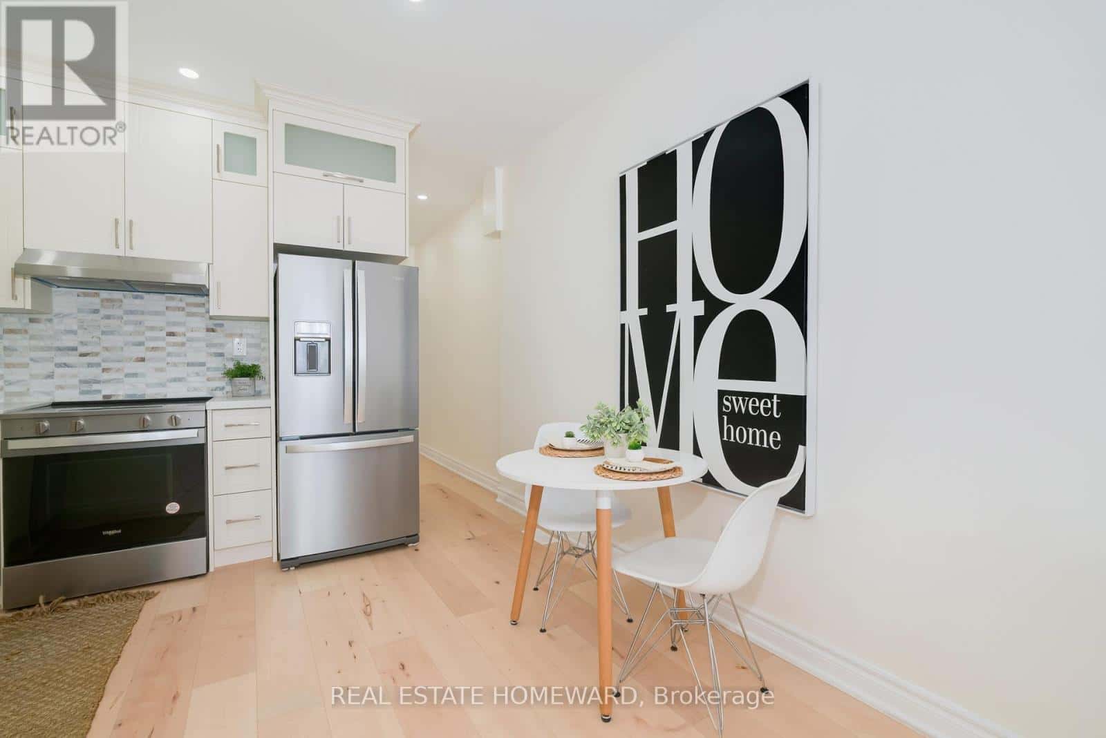 173 COXWELL AVENUE — Toronto (Woodbine Corridor), Ontario - Photo 5 of 40