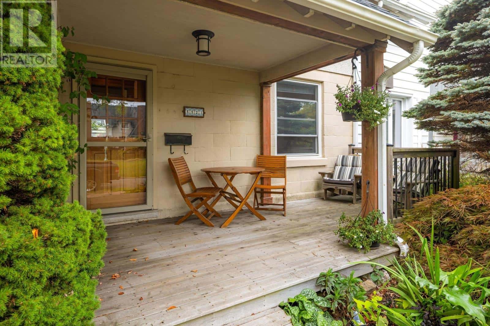 5523 Sebastian Pl — Halifax, Nova Scotia - Photo 3 of 50