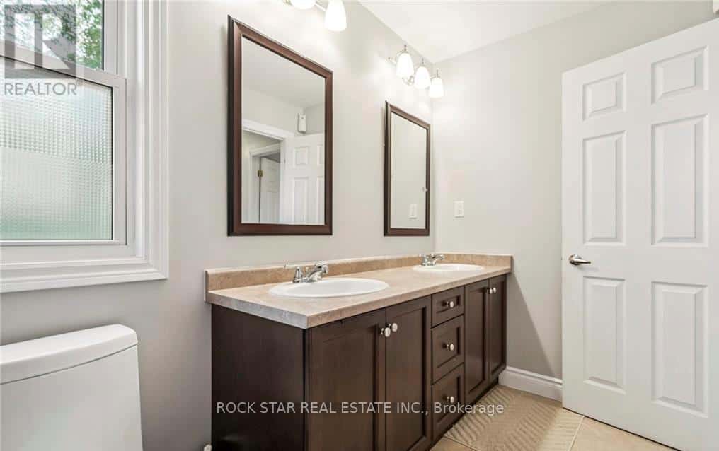 34 CLIFF AVENUE — Hamilton (Eastmount), Ontario - Photo 5 of 15