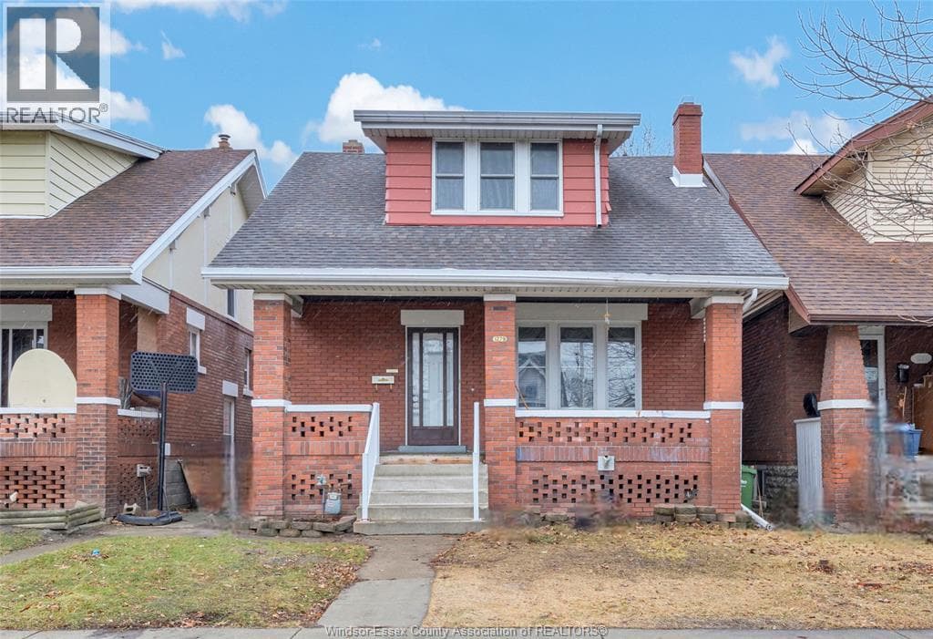 1279 Windermere — Windsor, Ontario - Main photo