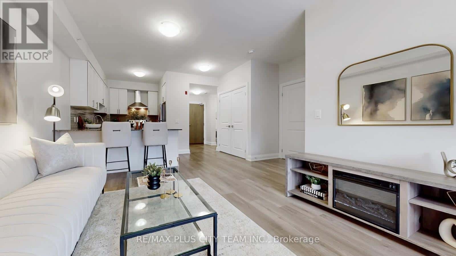 120 - 481 RUPERT AVENUE — Whitchurch-Stouffville (Stouffville), Ontario - Photo 3 of 45