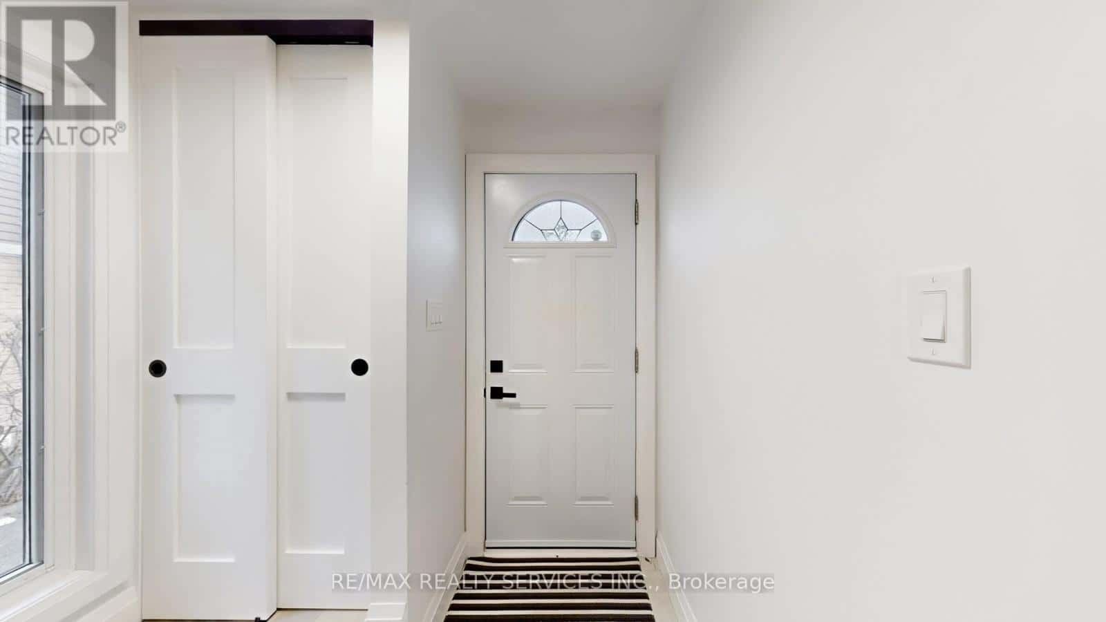 26 MAYFAIR CRESCENT — Brampton (Central Park), Ontario - Photo 5 of 49