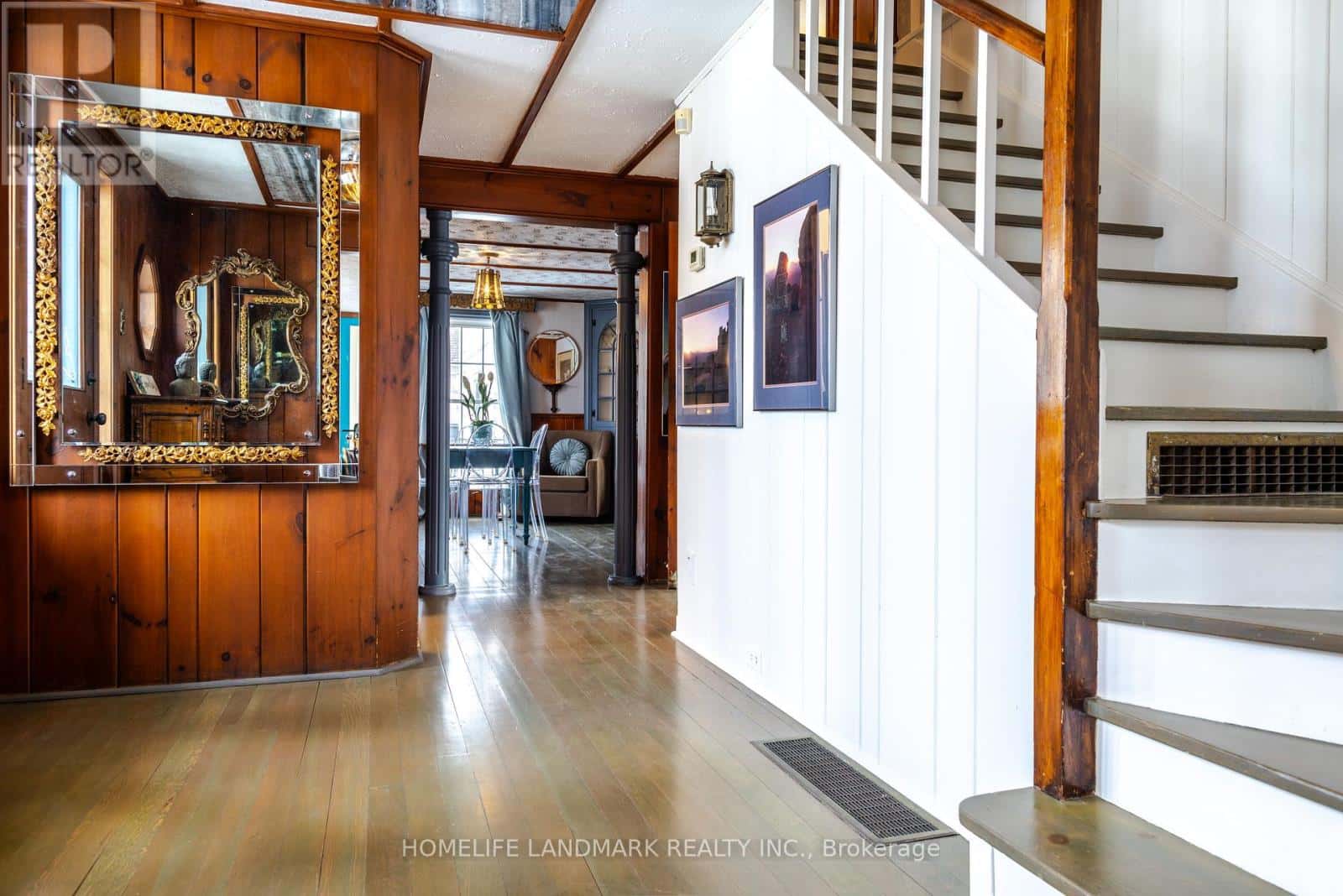 1927 NIAGARA PARKWAY — Fort Erie (Bowen), Ontario - Photo 3 of 12