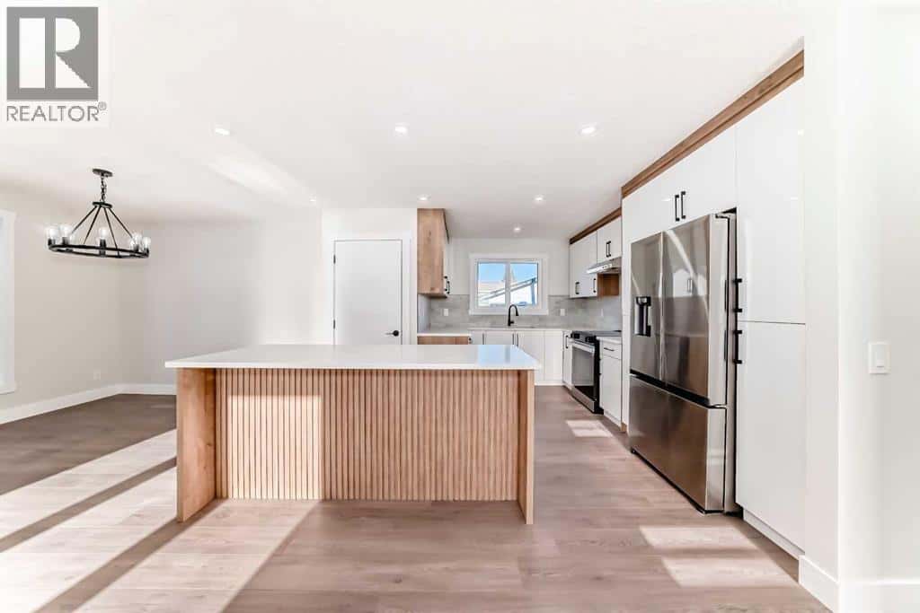 116 Rundlecairn Rise NE — Calgary, Alberta - Photo 3 of 50