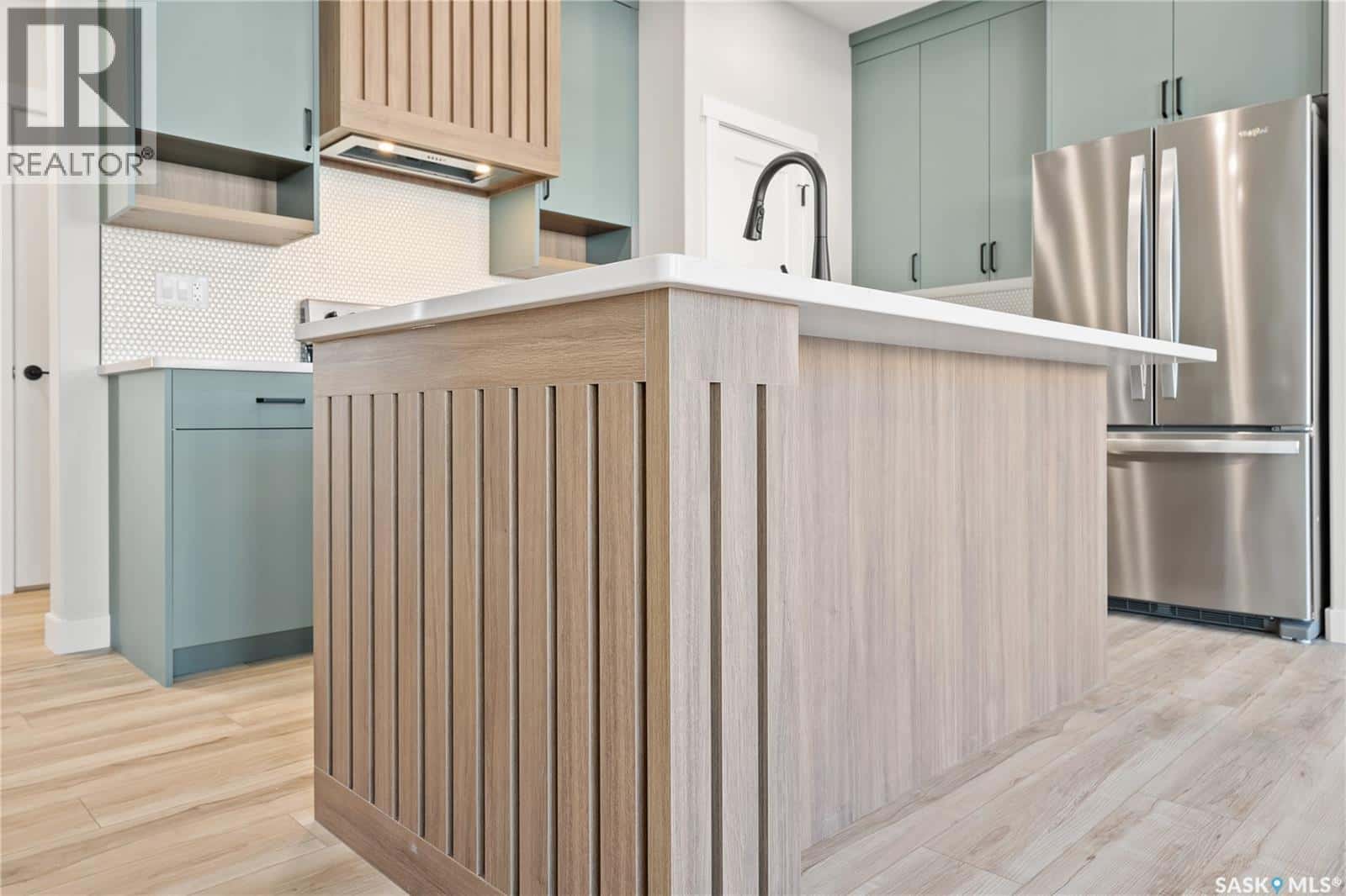 3020 Dumont WAY — Regina, Saskatchewan - Photo 5 of 38