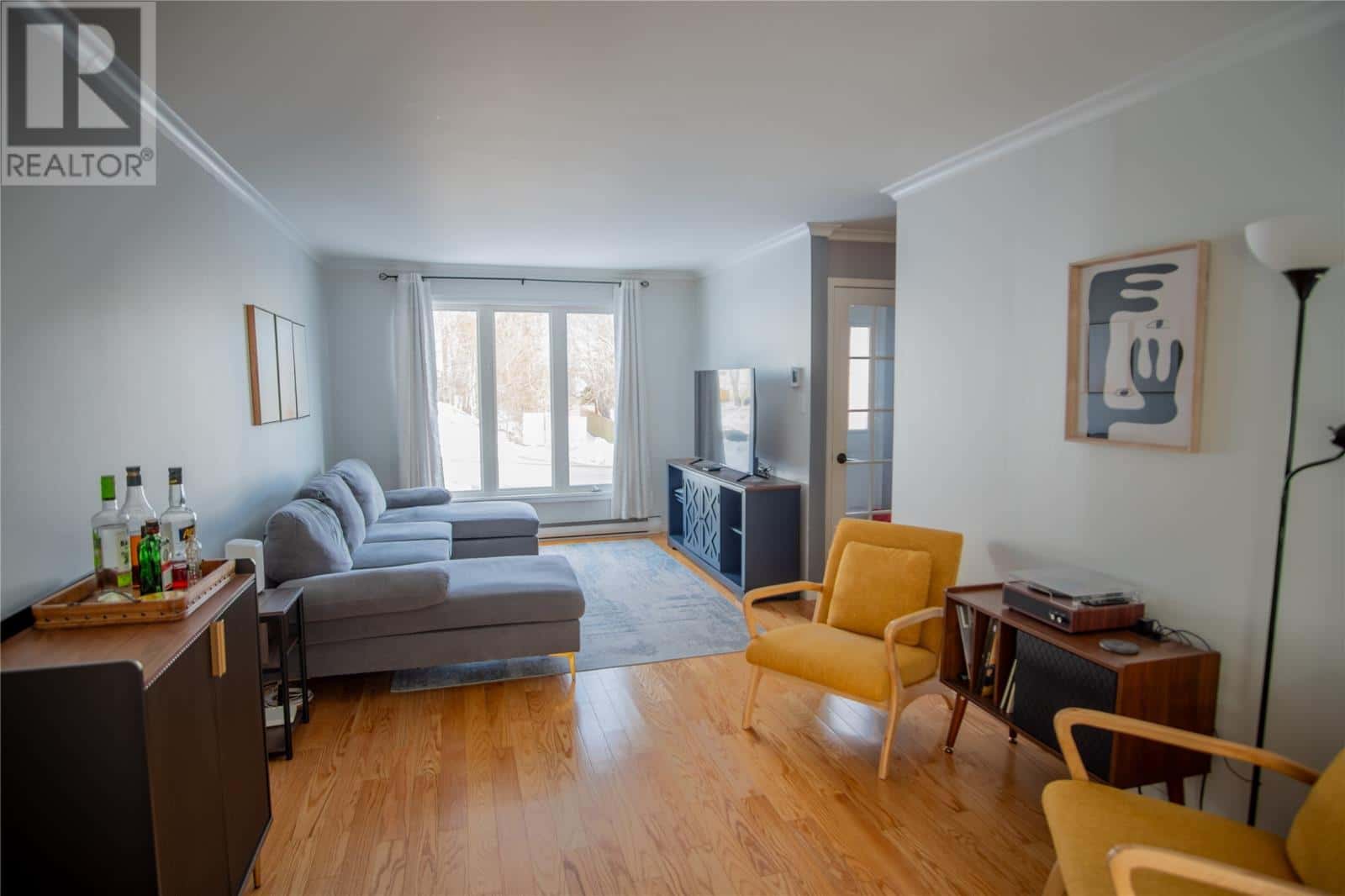 17 Channel Street — St. John's, Newfoundland & Labrador - Photo 2 of 31