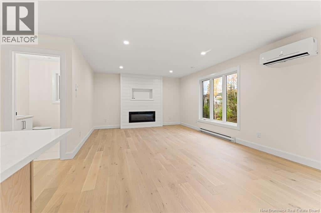 33 Rachel Street — Moncton, New Brunswick - Photo 3 of 20