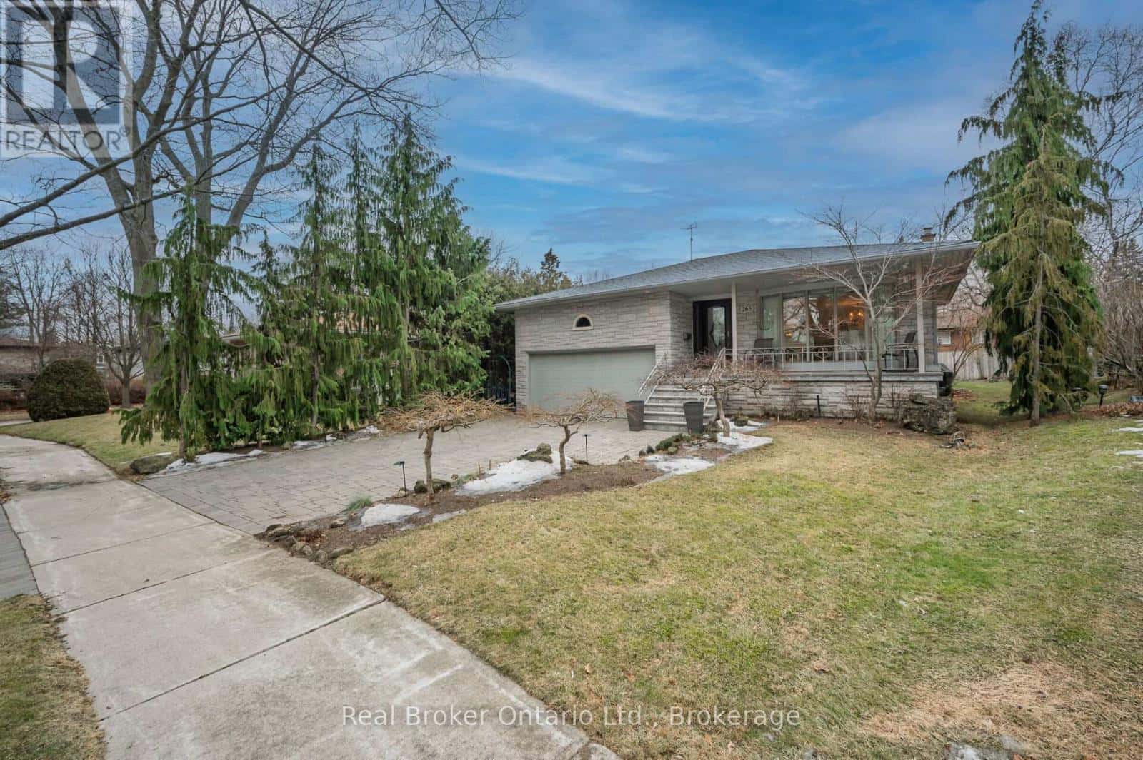 265 WINDY OAKS — Mississauga (Mineola), Ontario - Photo 2 of 50