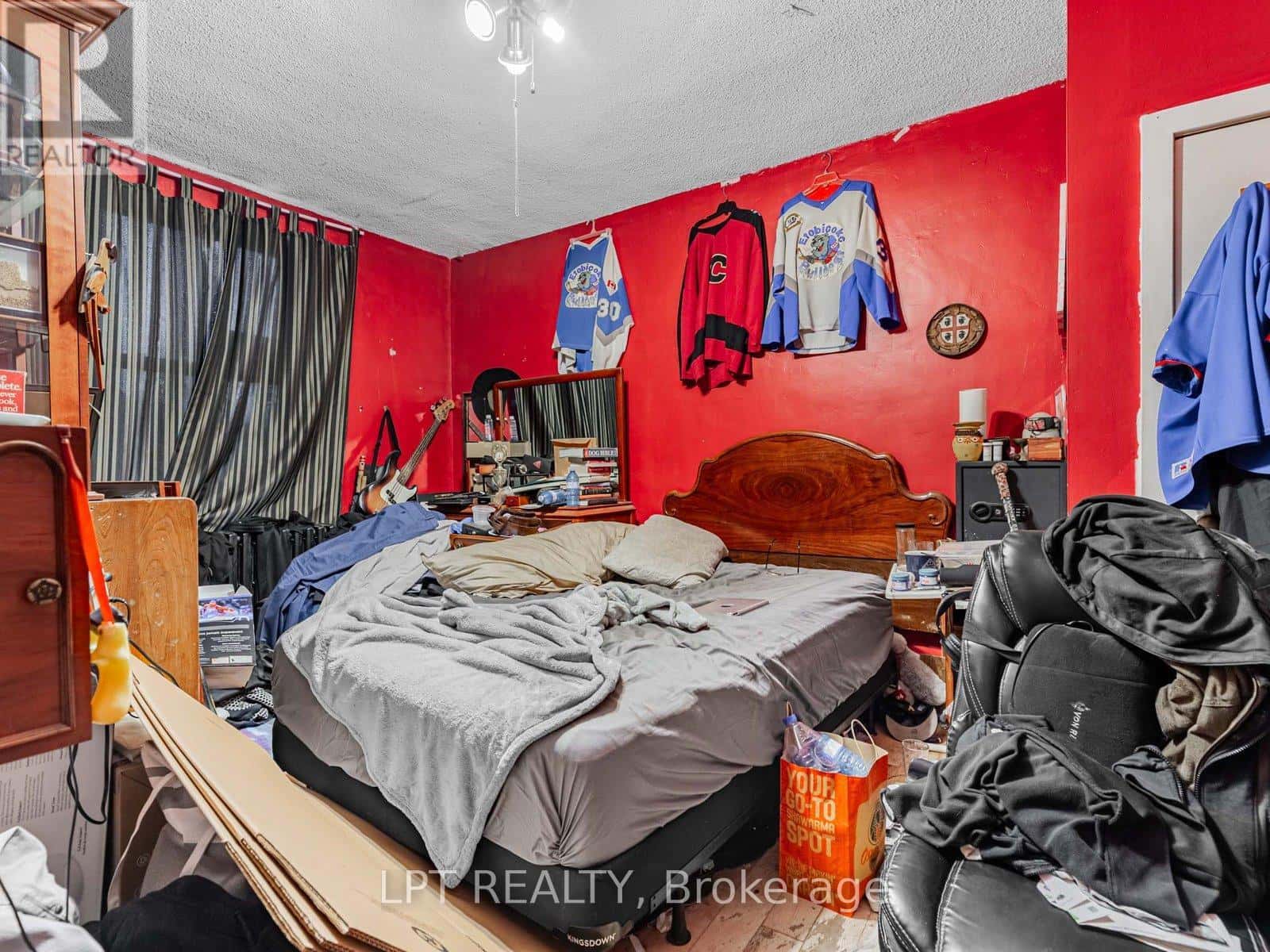 3 RAYMORE DRIVE — Toronto (Humber Heights), Ontario - Photo 4 of 6