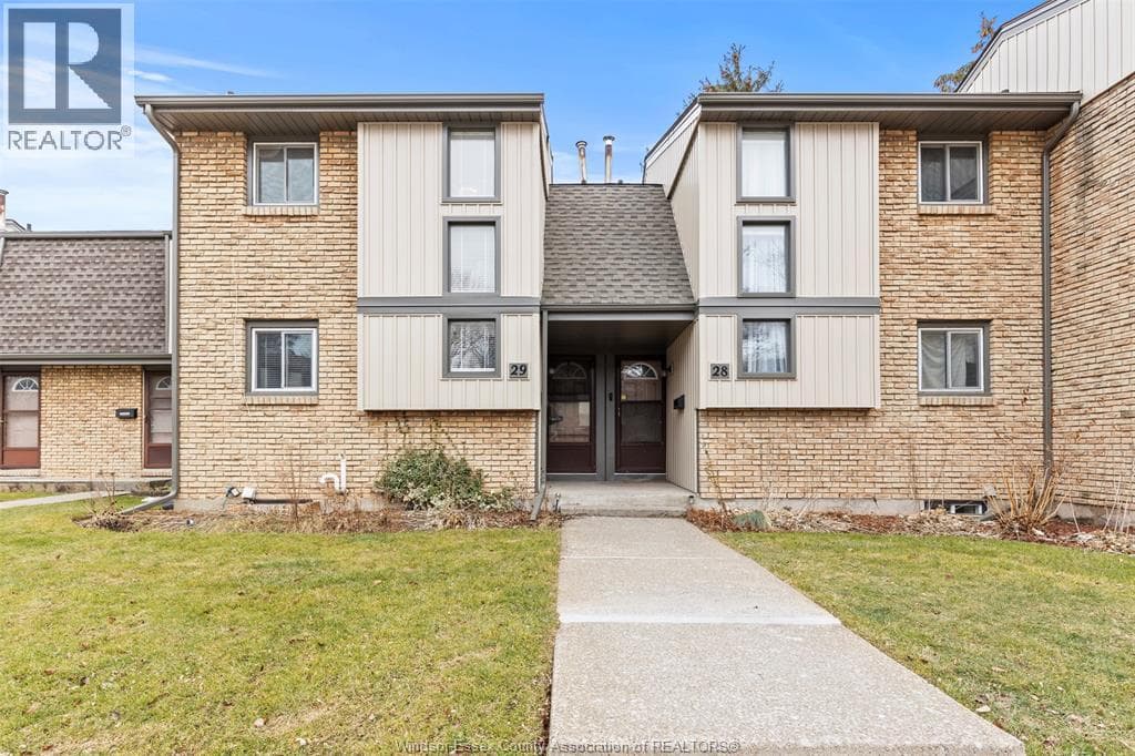 302 VINE STREET Unit# 29 — St. Catharines, Ontario - Main photo