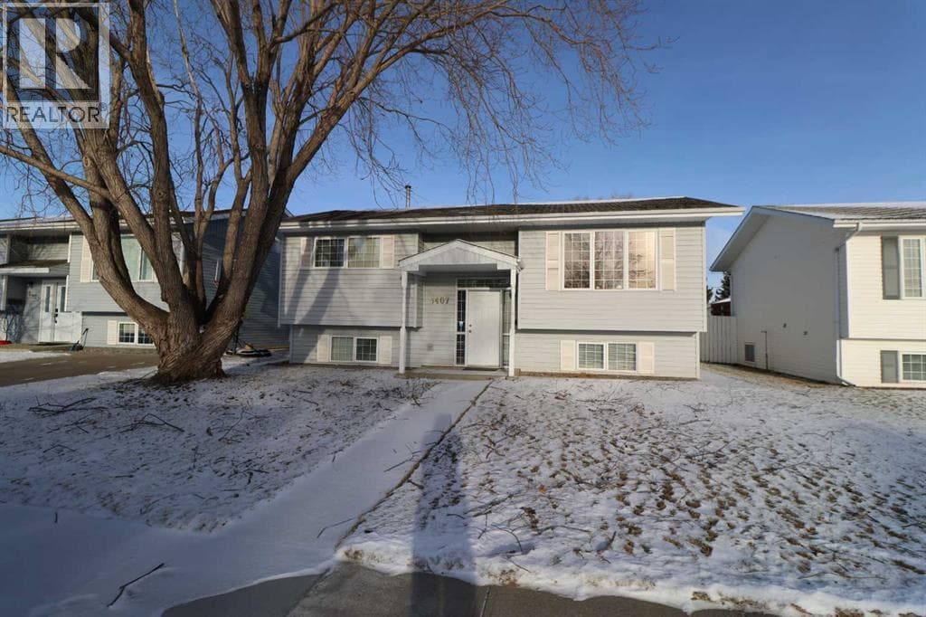 5407 39 Avenue S — Taber, Alberta - Main photo