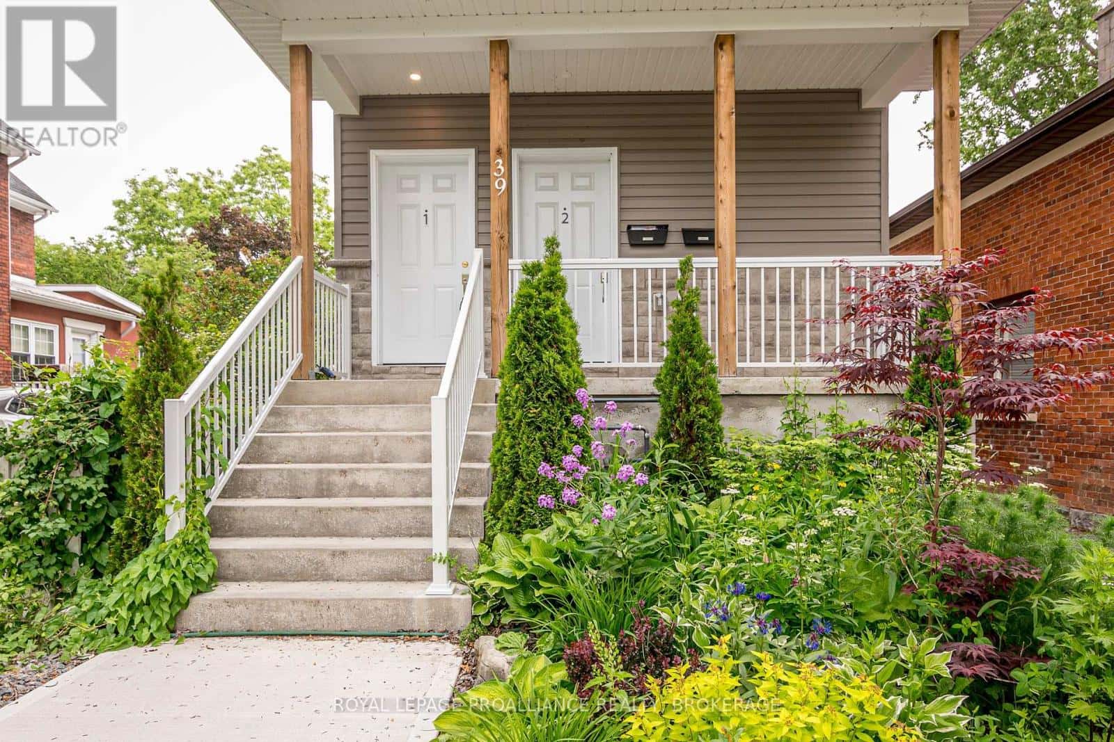 39 ELLERBECK STREET — Kingston (Central City East), Ontario - Photo 2 of 39