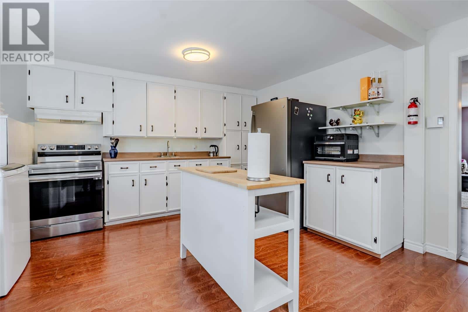 35 Beaumont Street — St. John's, Newfoundland & Labrador - Photo 4 of 25