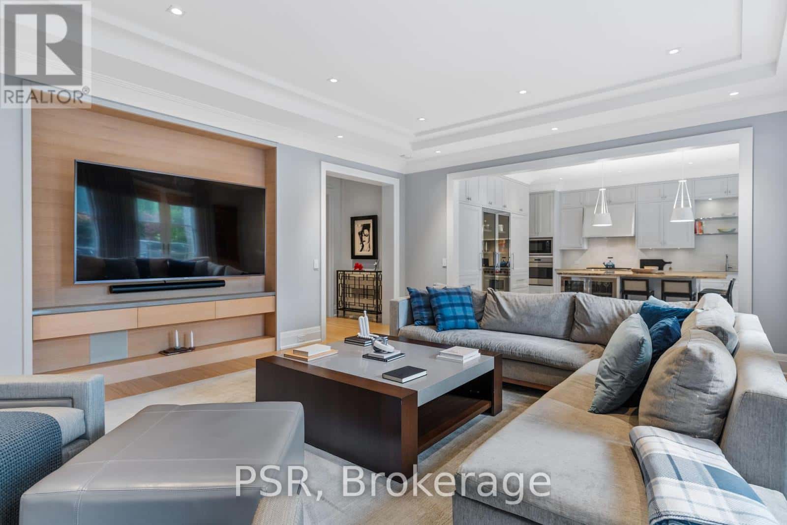 221 DUNVEGAN ROAD — Toronto (Forest Hill South), Ontario - Photo 5 of 24