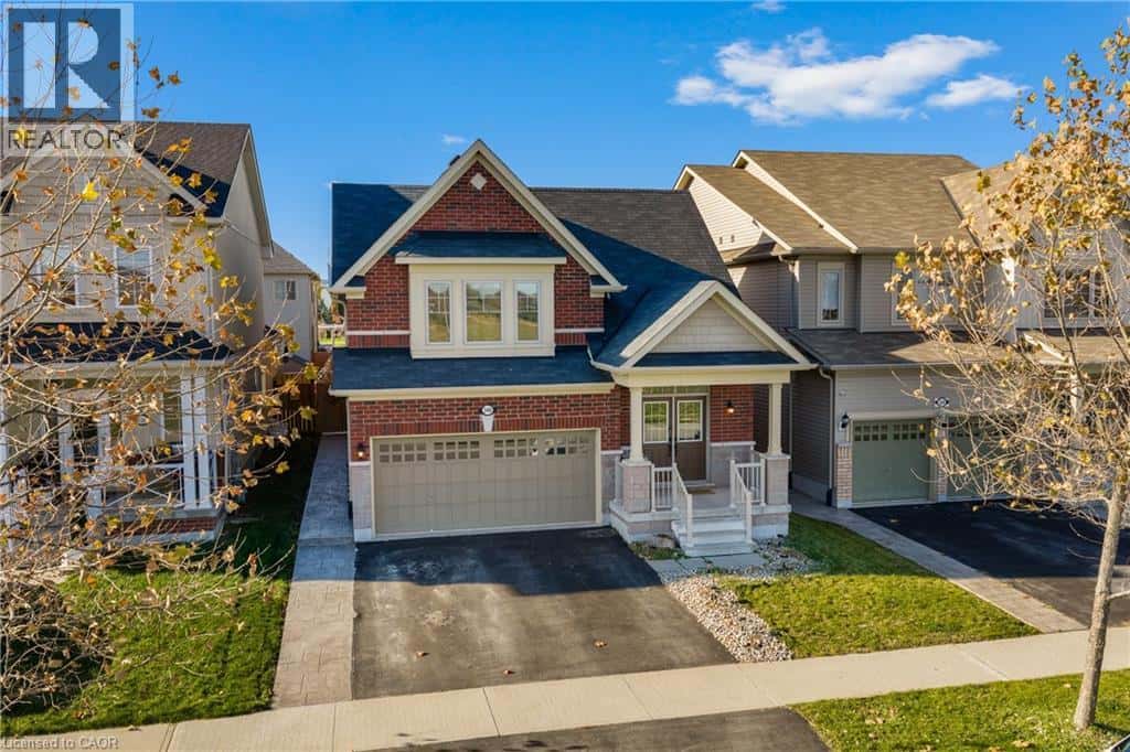 348 CONCESSION 3 Road — Niagara-on-the-Lake, Ontario - Photo 2 of 46