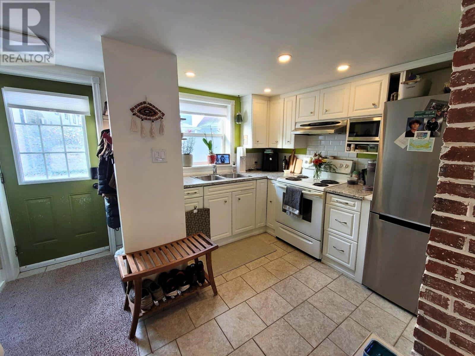 34 Spring Park Road — Charlottetown, Prince Edward Island - Photo 3 of 16