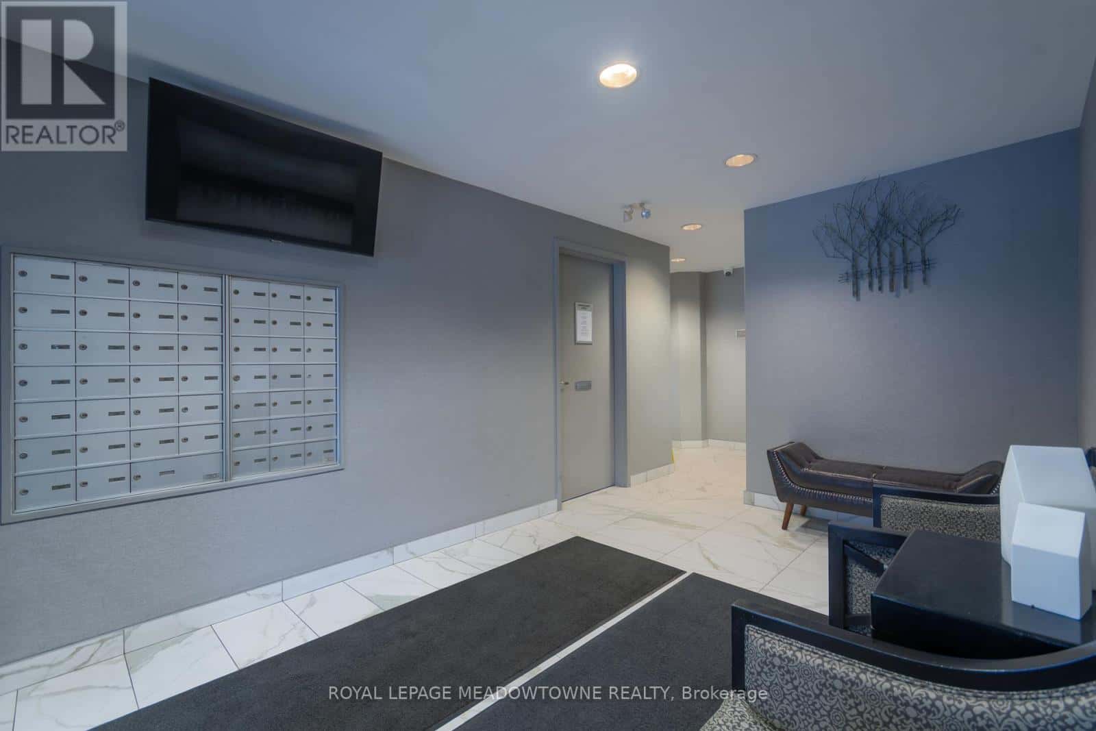 404 - 32 TANNERY STREET — Mississauga (Streetsville), Ontario - Photo 5 of 5