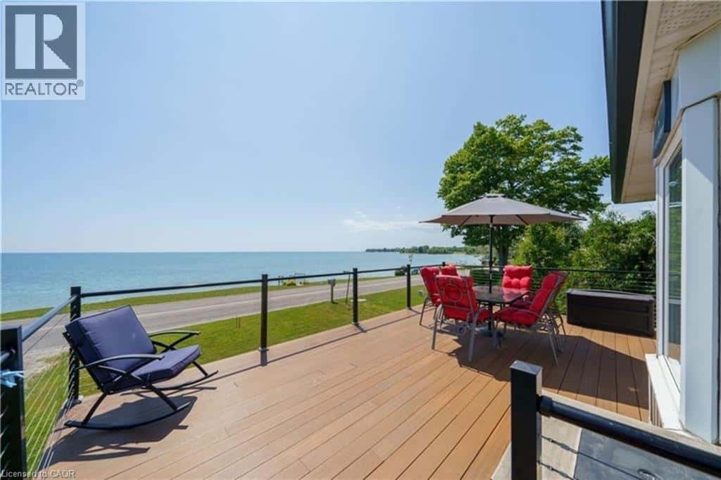 751 LAKESHORE Road — Selkirk, Ontario - Photo 3 of 50