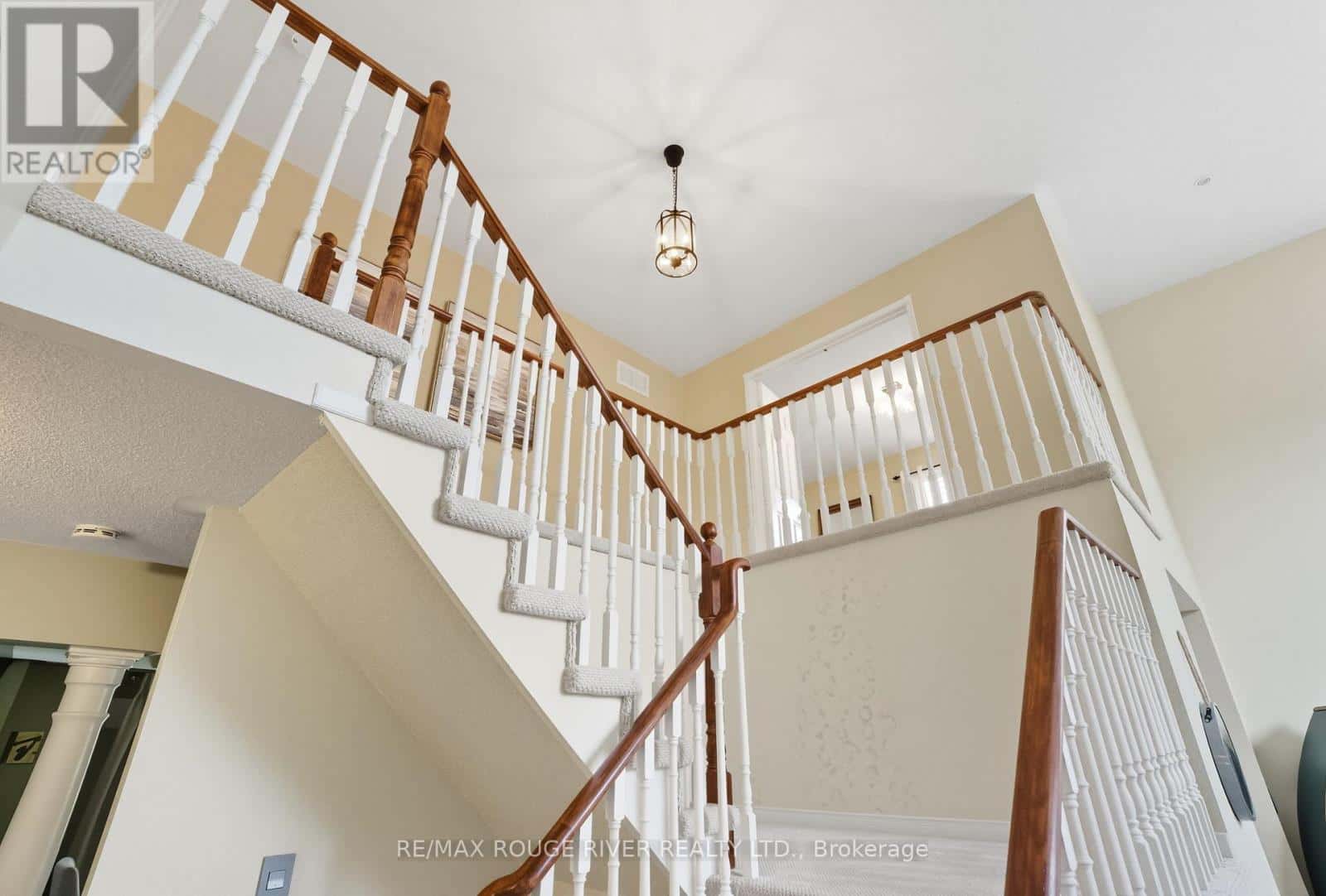 79 WATFORD STREET — Whitby (Brooklin), Ontario - Photo 3 of 50