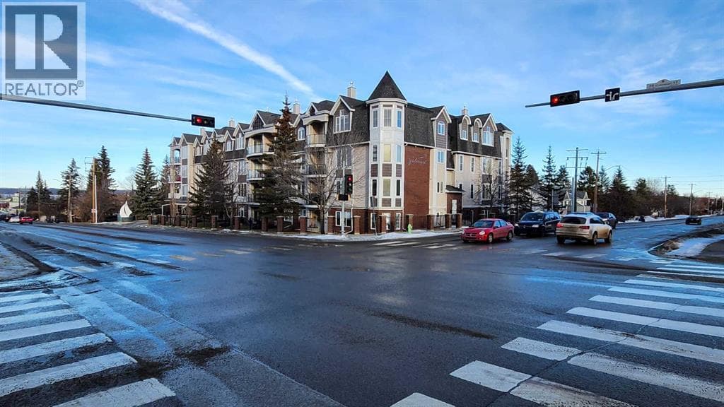 103, 4707 50 Street — Sylvan Lake, Alberta - Main photo