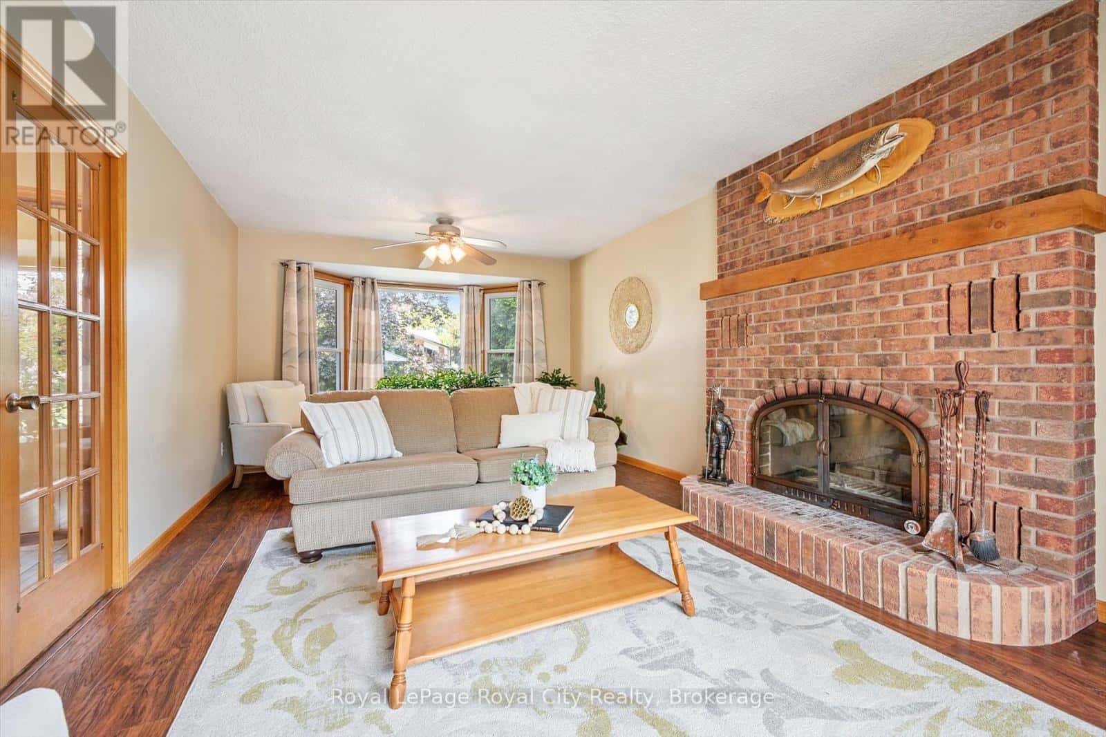 28 WIMBLEDON ROAD — Guelph (Willow West/Sugarbush/West Acres), Ontario - Photo 5 of 36