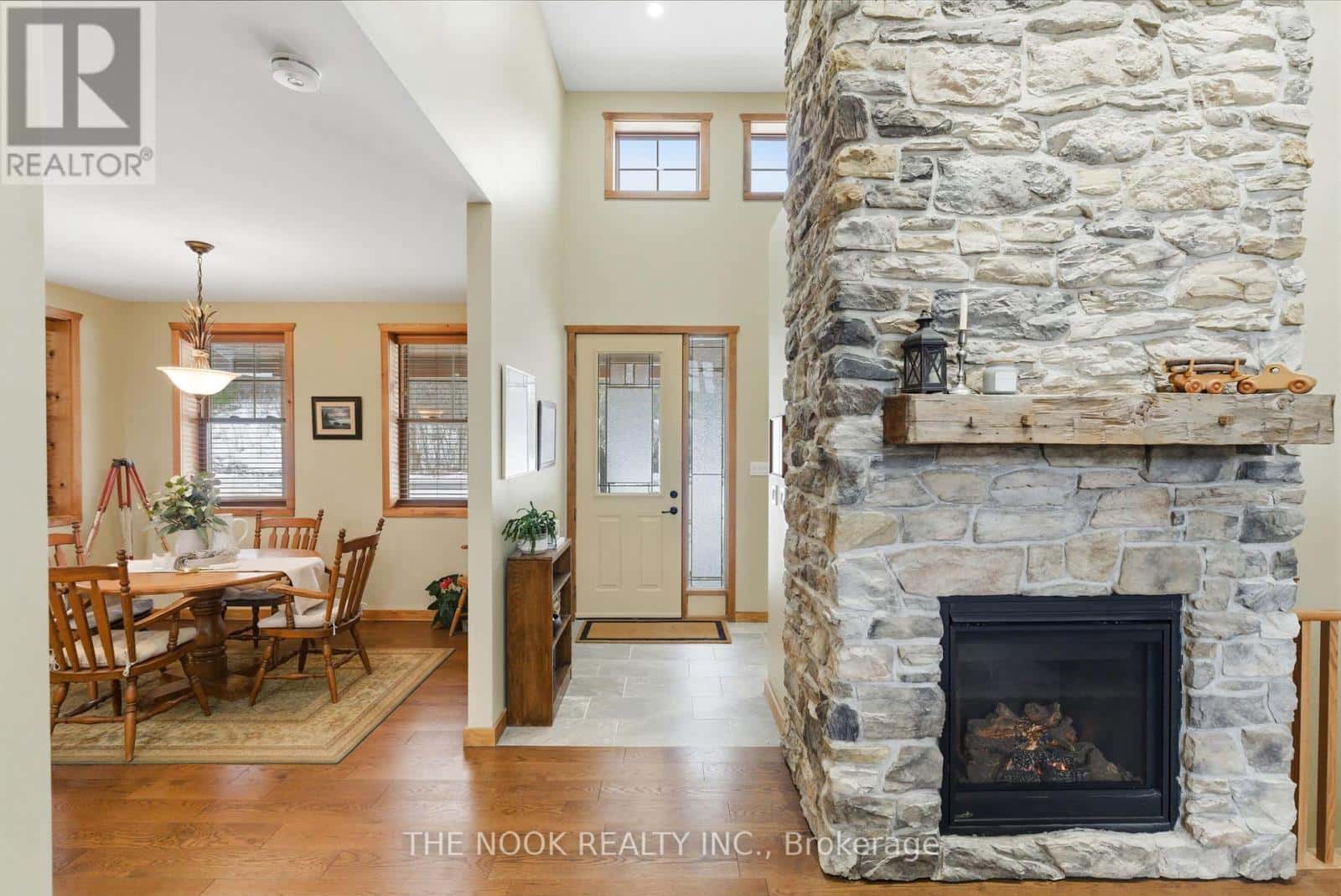 5174 SHORE ROAD — Hamilton Township, Ontario - Photo 5 of 50