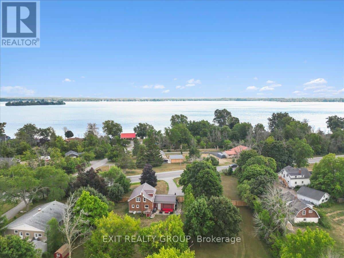 22714 LOYALIST PARKWAY — Quinte West (Murray Ward), Ontario - Photo 2 of 46