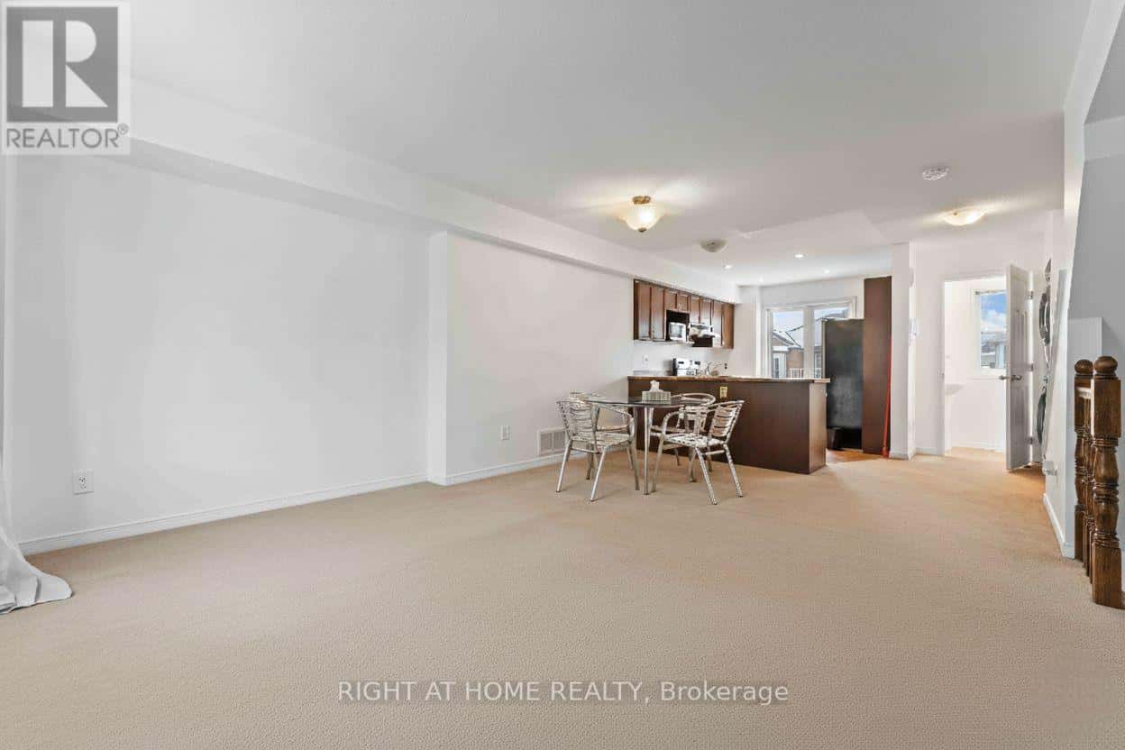 364 MOFFATT POND COURT — Ottawa, Ontario - Photo 5 of 30