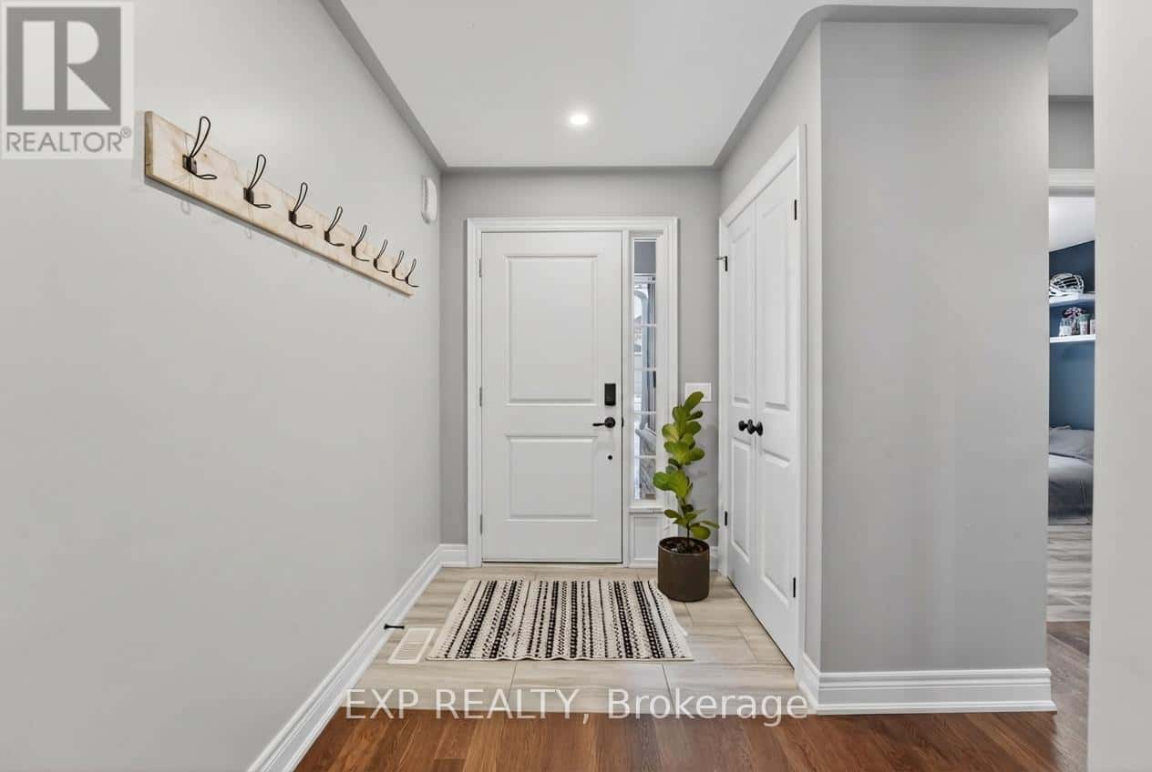 4032 VILLAGE CREEK DRIVE — Fort Erie (Stevensville), Ontario - Photo 5 of 50