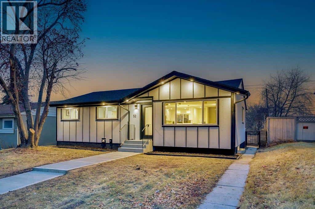 52 Franklin Drive SE — Calgary, Alberta - Photo 2 of 50