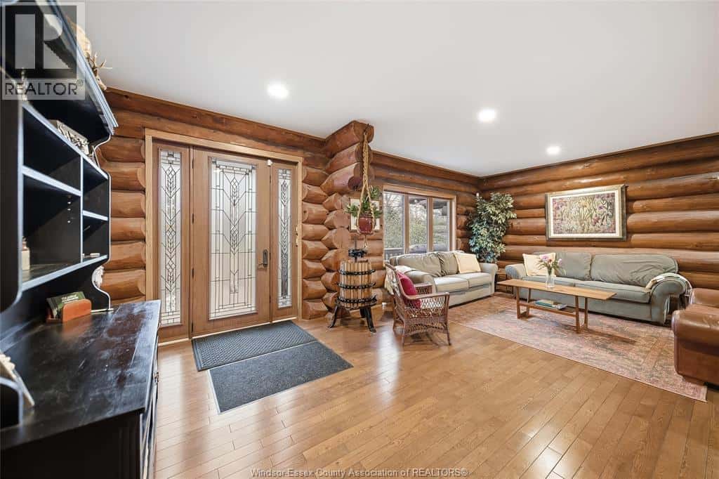 1258 COUNTY RD 22 — Emeryville, Ontario - Photo 5 of 49